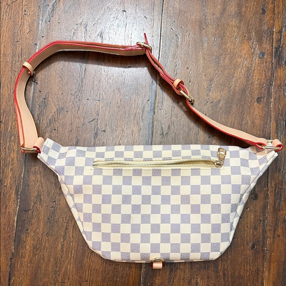 Stylish Checkered Shoulder Bag - Picture 2 of 2